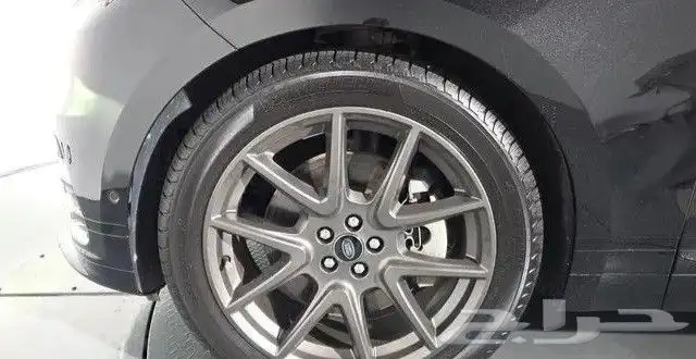 رينج روفر فيلار 4