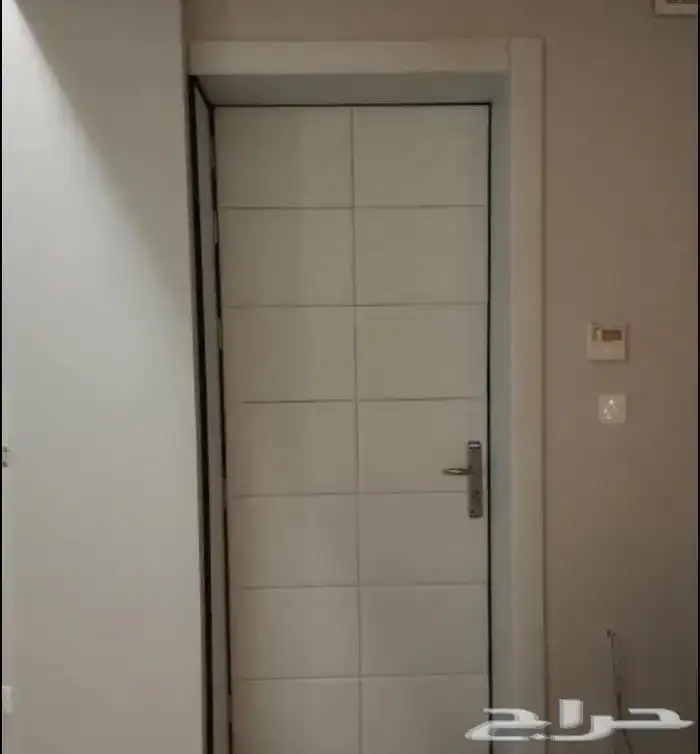 عزل الباب للابواب عازل باب ابواب سقف نوافذ 1