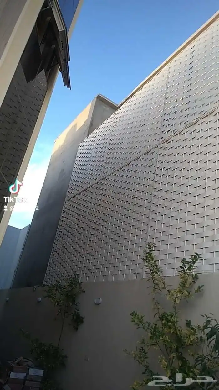 مظلات وسواتر ساندويش بنل جازان 16