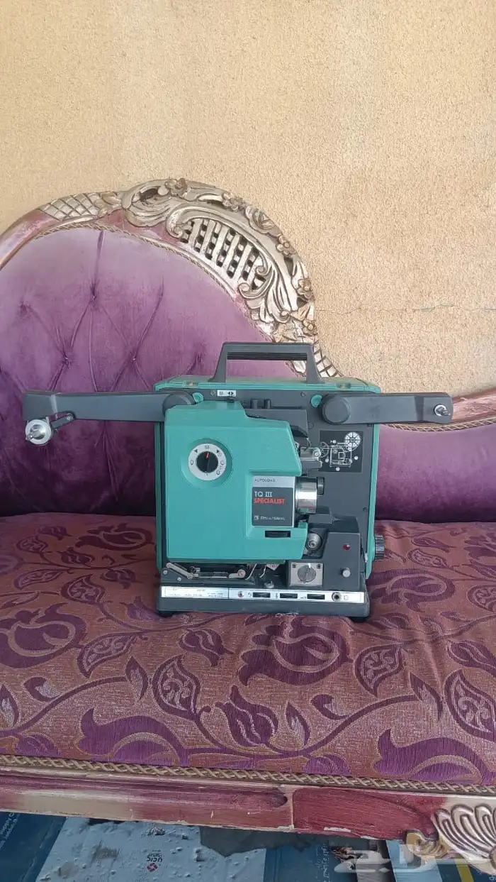 جهاز بروجكتر قديم 2