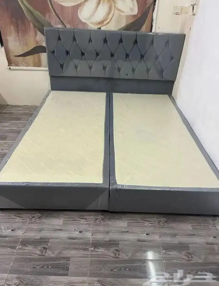 مراتي سراير و ديكورات بسعر ممتاز تواصل معي واتساب او اتصل 6