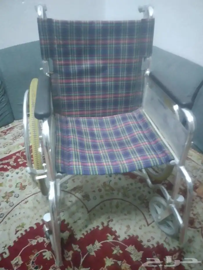 كرسي متحرك 1