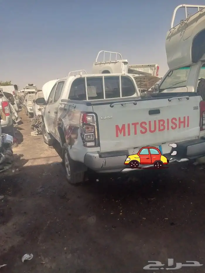 متسوبيشي وانيت 5