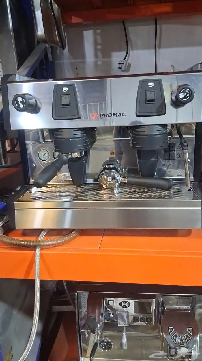 مكينة قهوه 2 جروب PROMAC ايطالي شبه جديد 1
