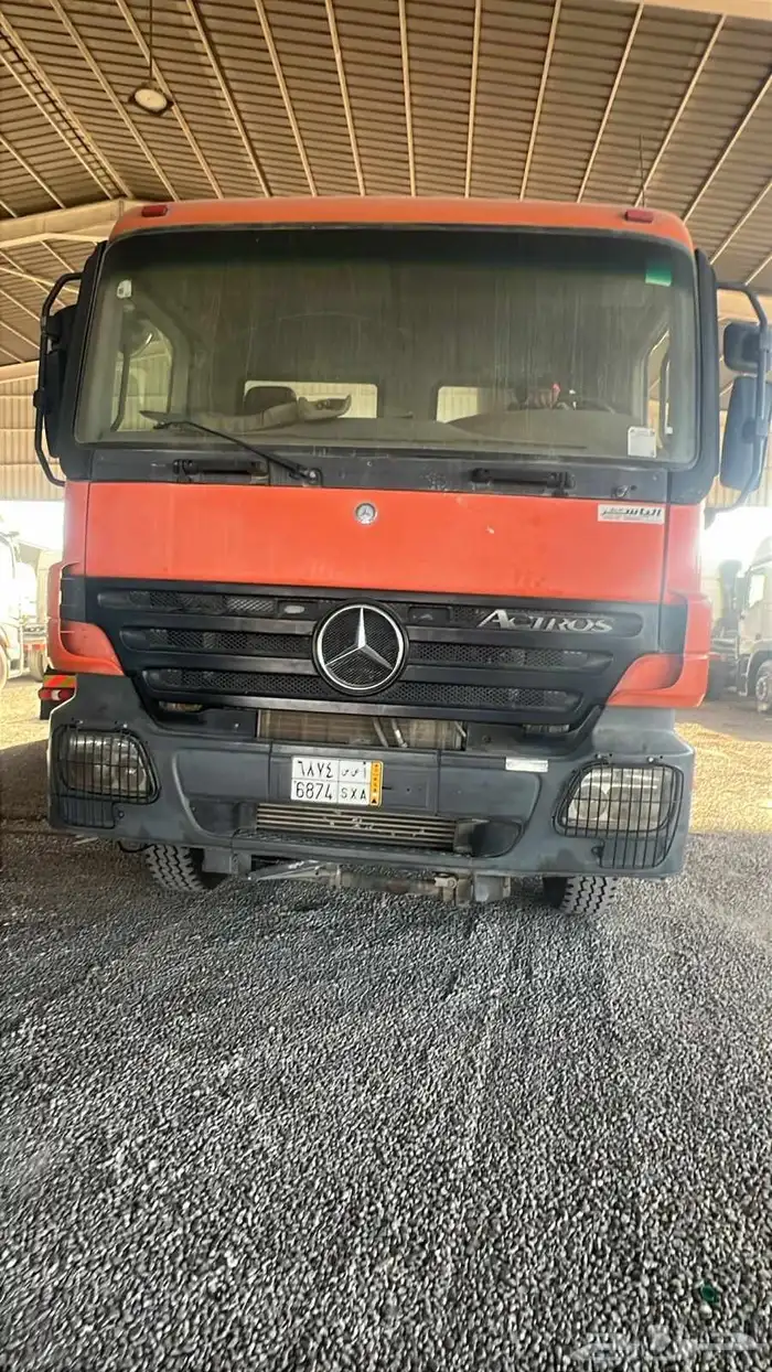 شاحنة مرسيدس اكتروس 2006 1