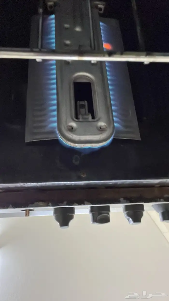 فرن غاز ناقصه بس مفتاح واحد شغال ع التجربه مكانه النظيم 0