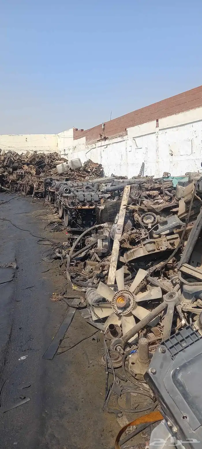 تشليح قطع غيار جميع الشاحنات 0