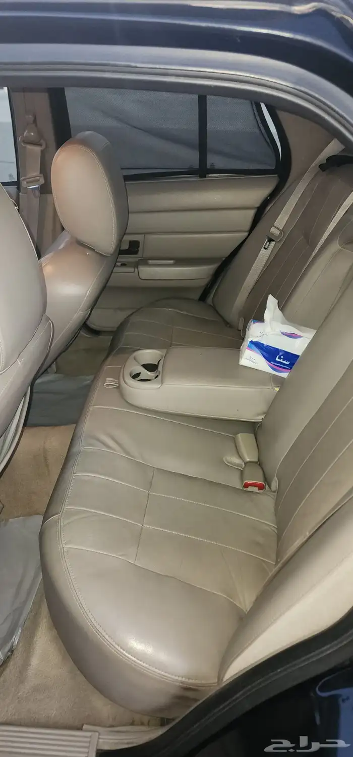 فورد كراون فكتوريا 6