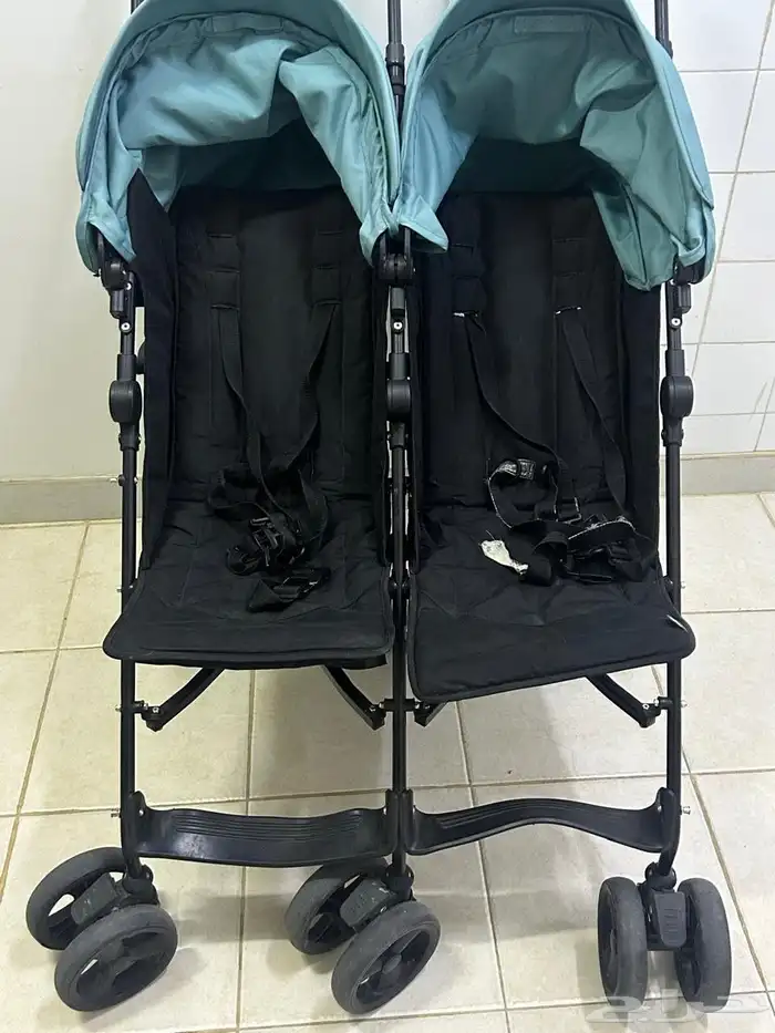 عربيه اطفال تؤام 2