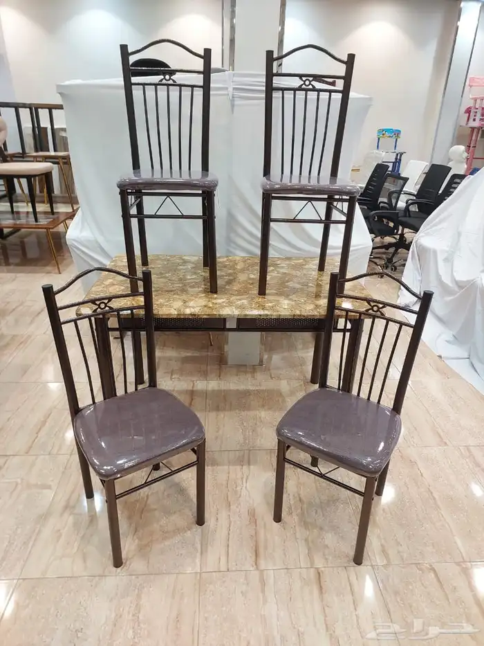 طاولات مطاعم 1