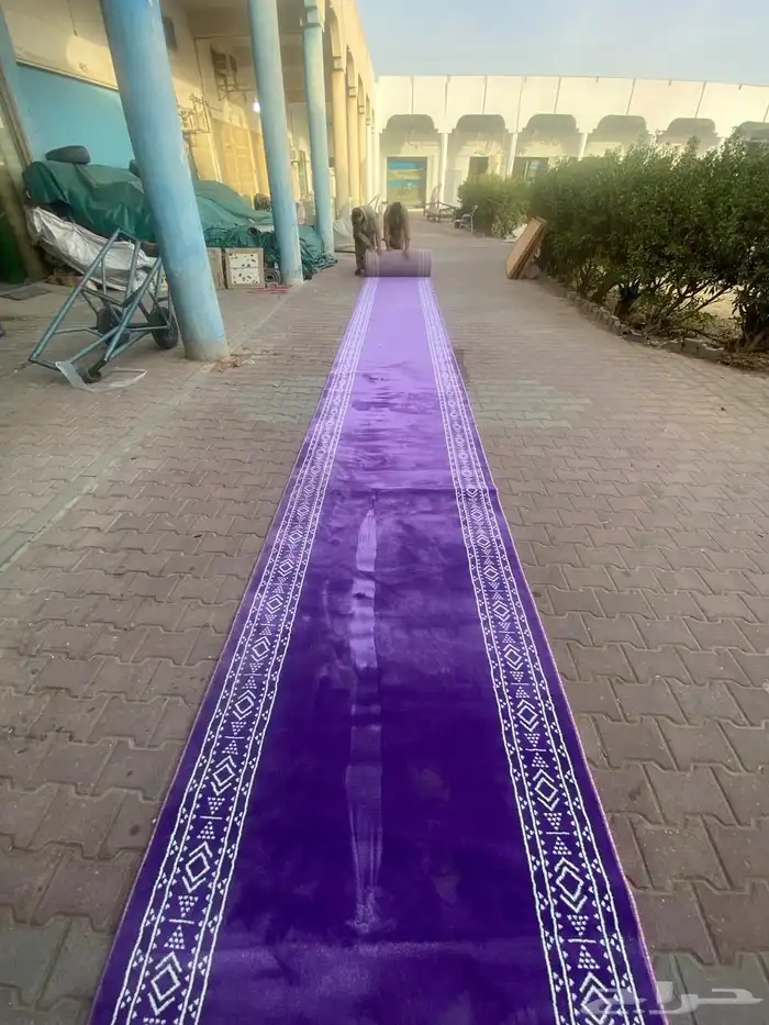 لدينا جميع انواع الموكيت التركى والوطني والصينى ويوجد لدينا 7