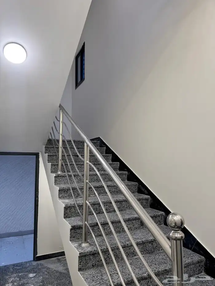 دور للبيع في درة الخميس 6