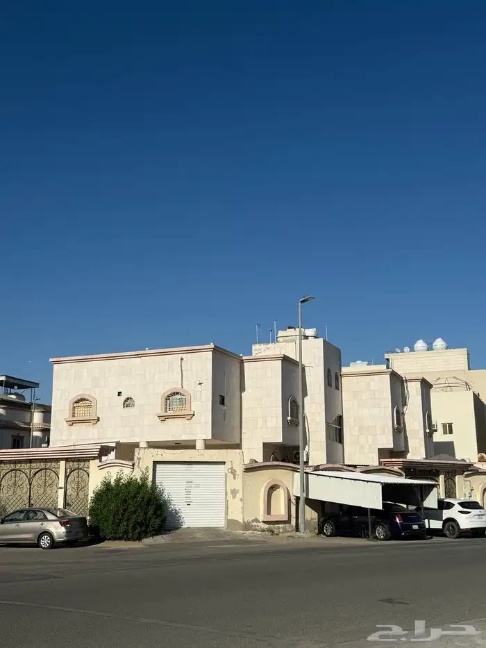 عمارة او ارض للبيع موقع مميز بحي النخيل 0