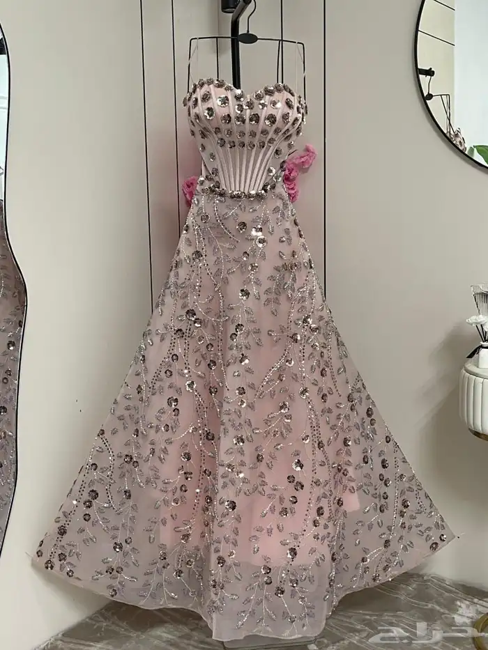 فساتين مناسبات حديثه وراقية خامات فخمه ومريحه في اللبس نشحن 3