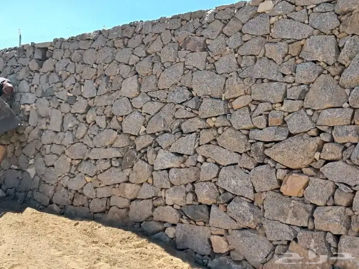 معلم حجر كبير صغير قص اراضي ورباريب 5