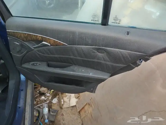 للبيع قطع غيار ابو عيون w211 2005 11