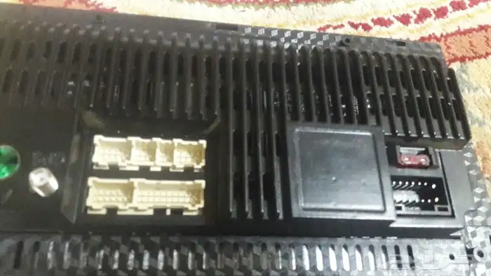 شاشة سيارة للبيع 4