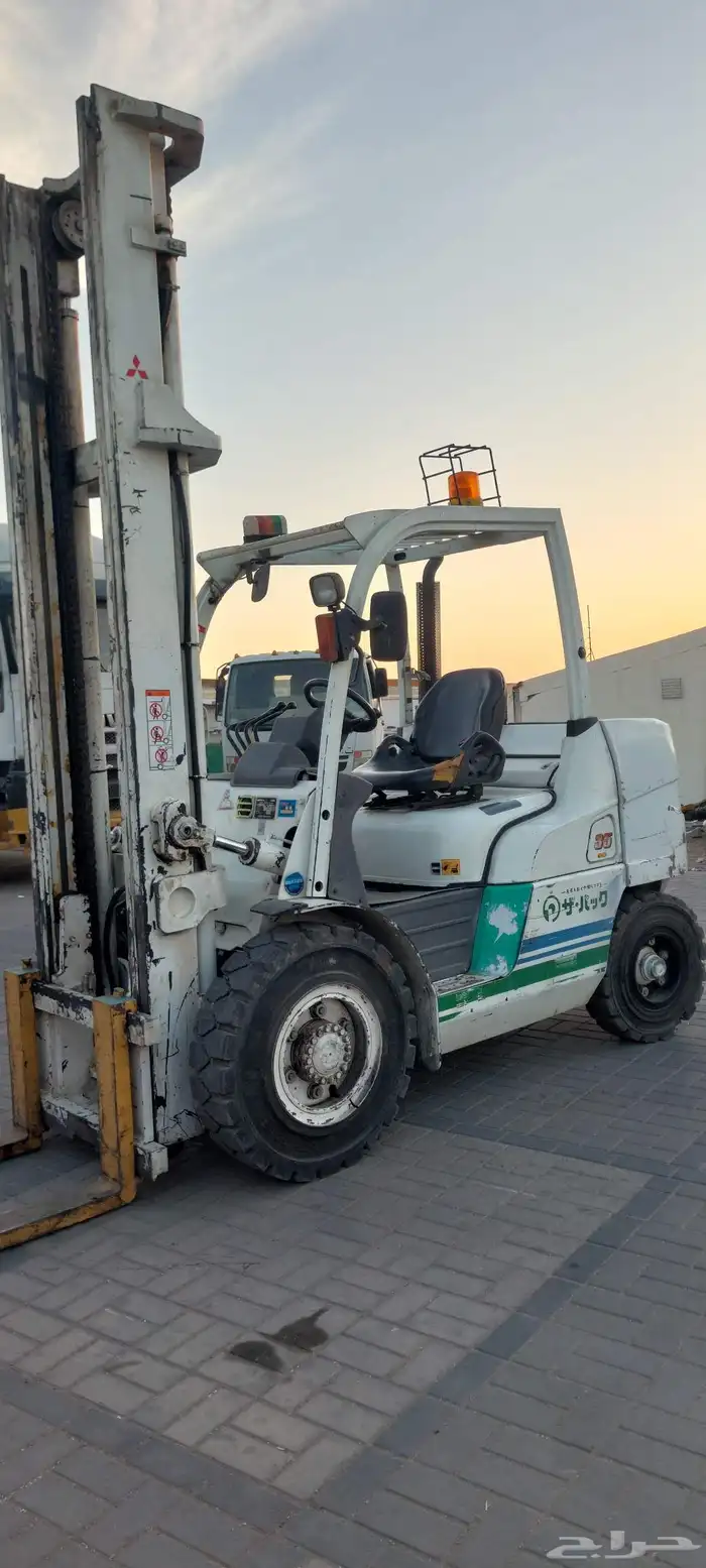 رافعة للبيع مديل 2010 5