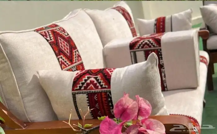 كنب مجلس مساند تفصيل وا تنجيد ستائر ويفي امريكي جمع الستائر. 5