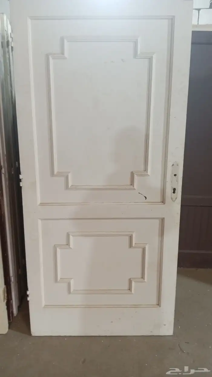 ابواب خشب مستخدم والمنيوم جديد وحديد جديد للبيع 6
