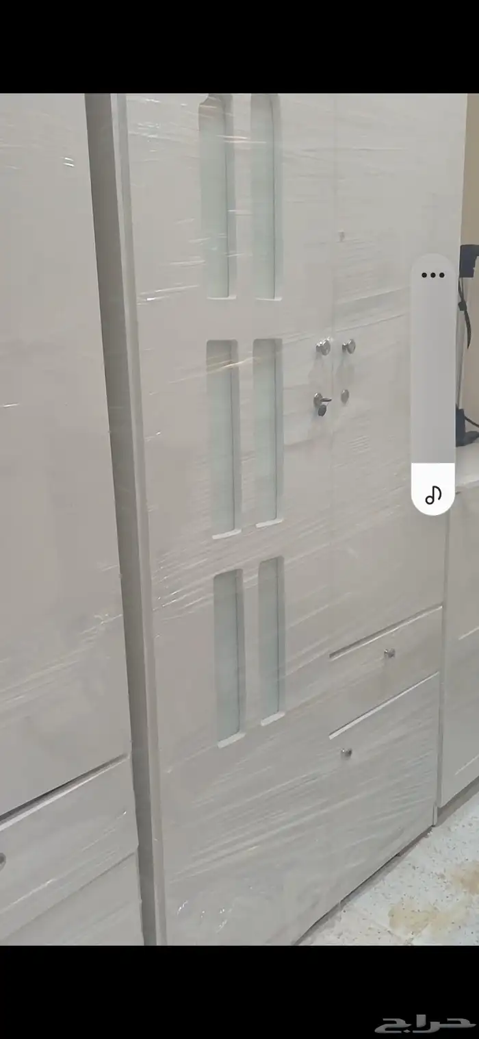 2دوالب مع تسريحات للبيع 3