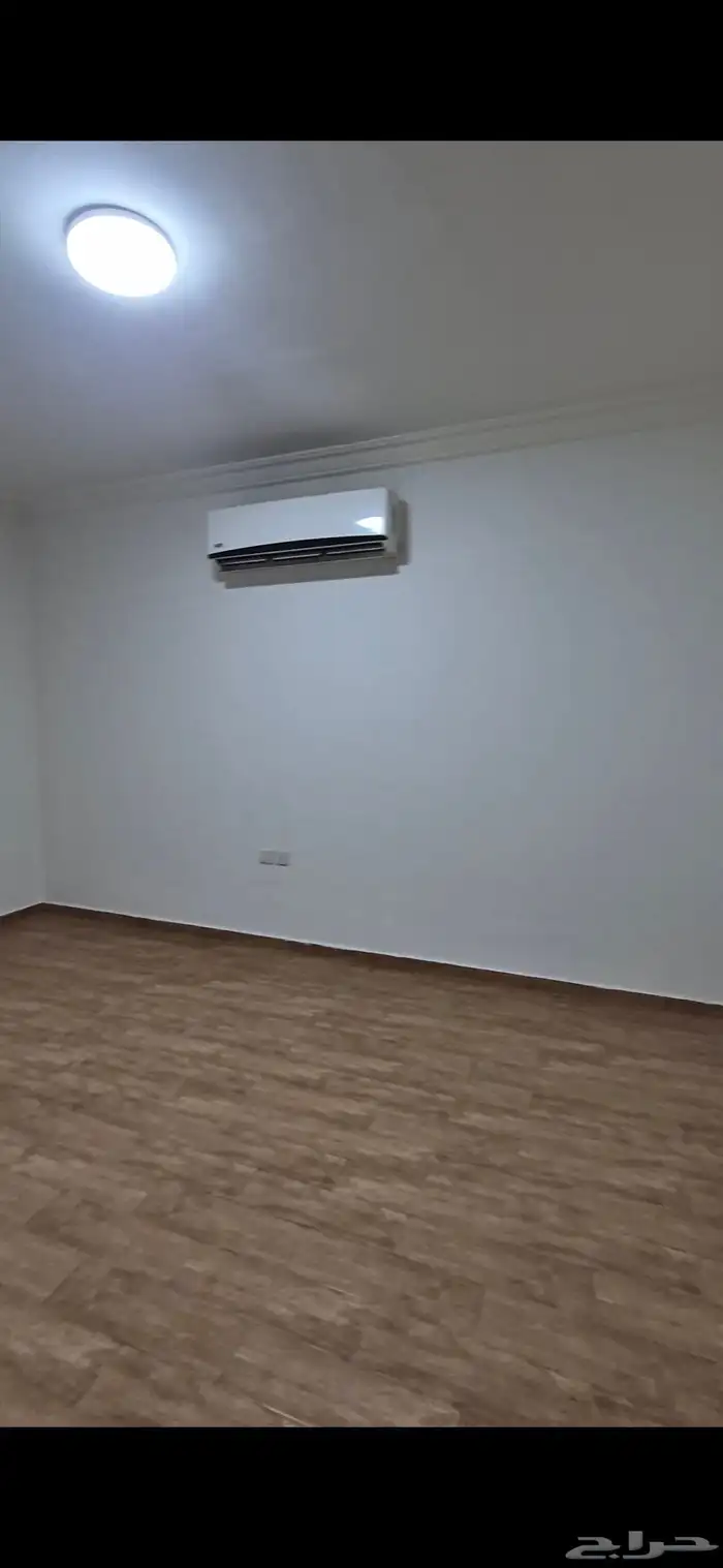 شقه ارضيه للايجار حي النزهه الرياض 4