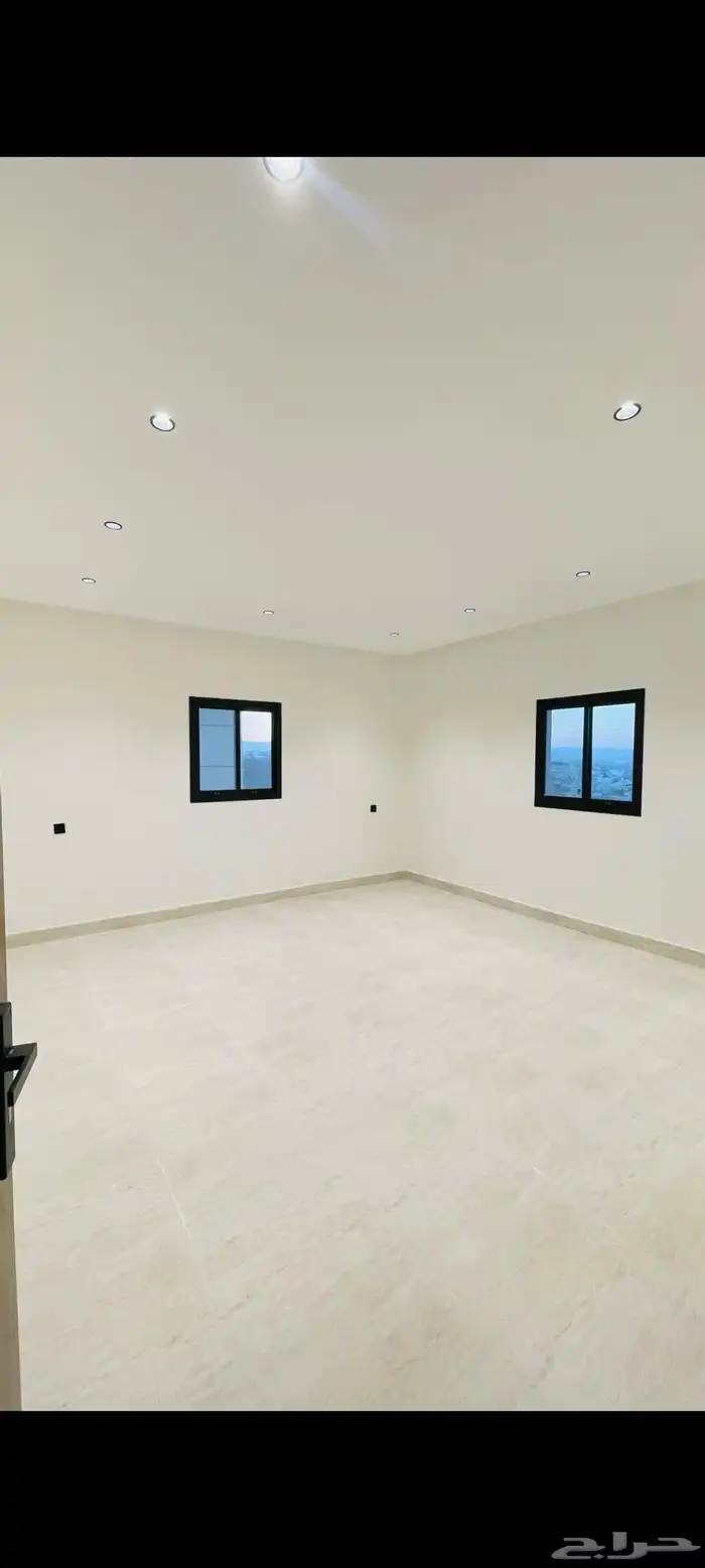 للبيع فلل تاون هاوس موقع مميز تشطيبات فاخرة 3