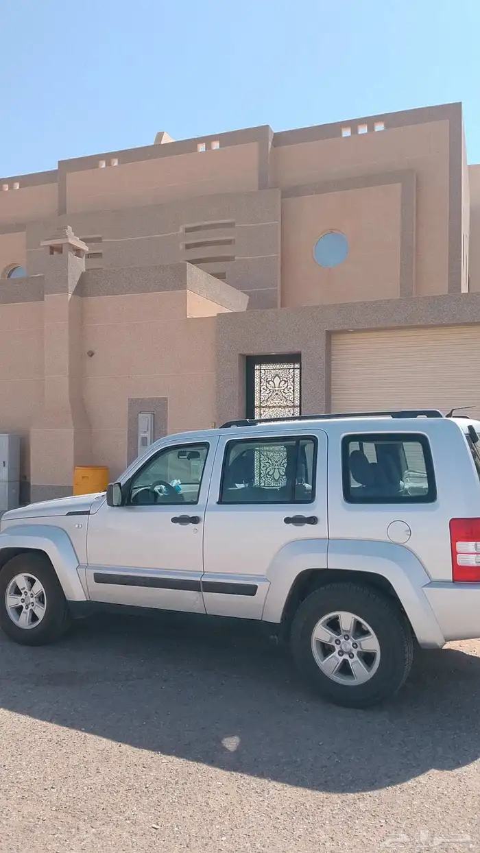 جيب شيروكي كرايسلر 2012 0