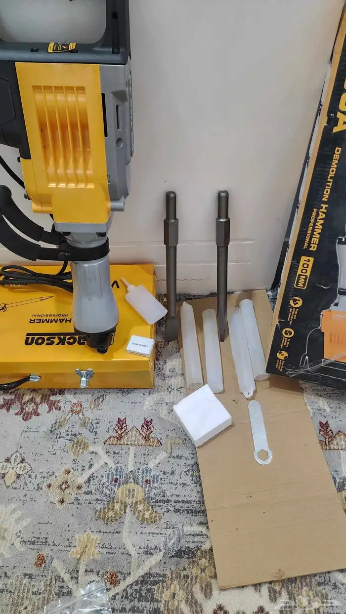 دقاق تكسير هلتي 3500 واط جديده بالكرتون امريكي 0