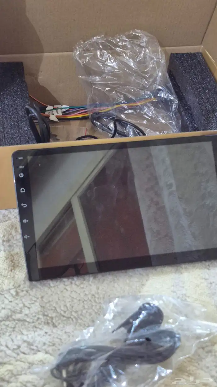 شاشة للسيارة 3