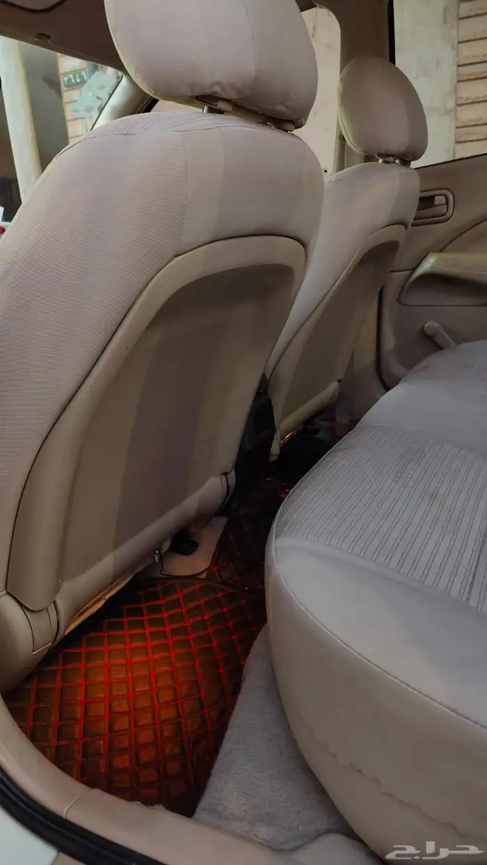 نيسان صني 2010 8