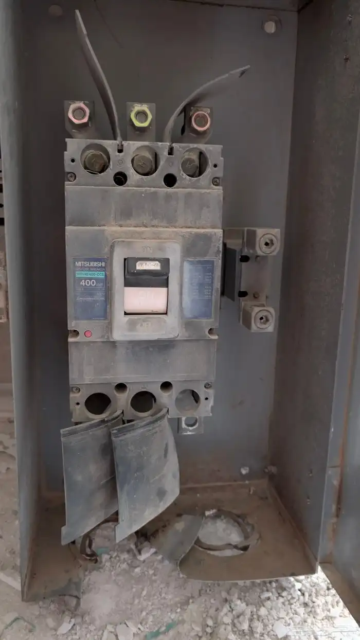 بريكر Merlin gerlin  Mitsubishi 400amp 6