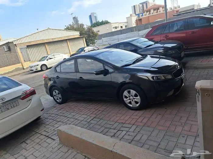 كيا سيراتو 2017 ممشى 240 حقيقي لون بني غامق 1