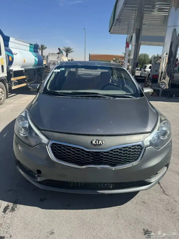 كيا.. سيراتو 2014 0