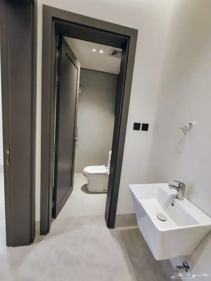 شقق للبيع المهديه التقاطع الاول مساحات مختلفه 5