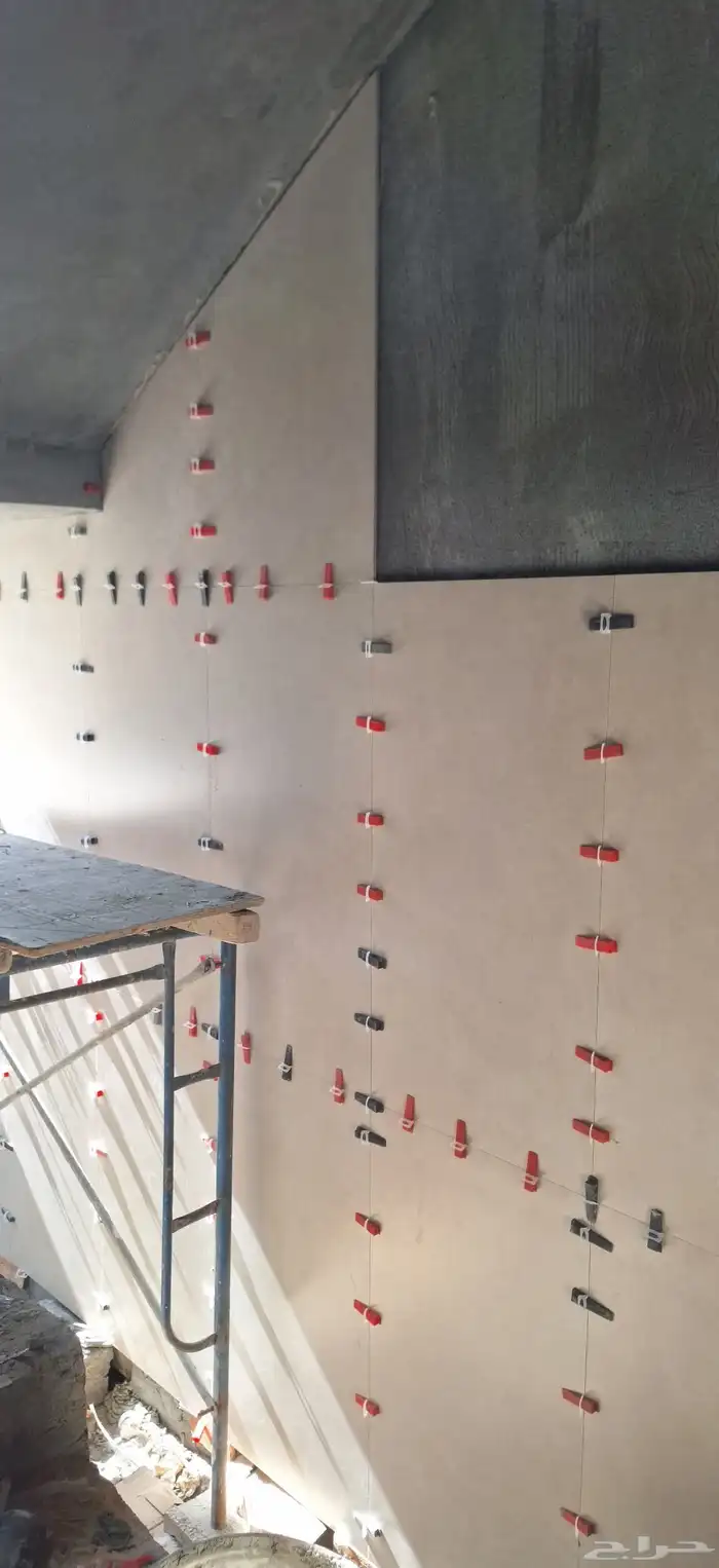 ابو ليث لتركيب السراميك والبرسلان والرخام وبديل الرخام 0