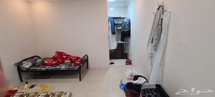 اريد شخص يمني يشاركني في الغرفه في الدمام حي الضباب يكون 0