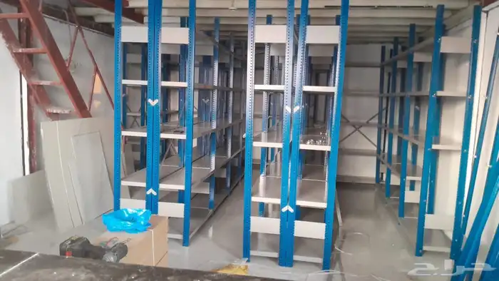 ارفف قطع الغيار والمستودعات 3