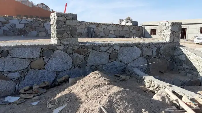 معلم حجر كبير صغير قص اراضي ورباريب 3