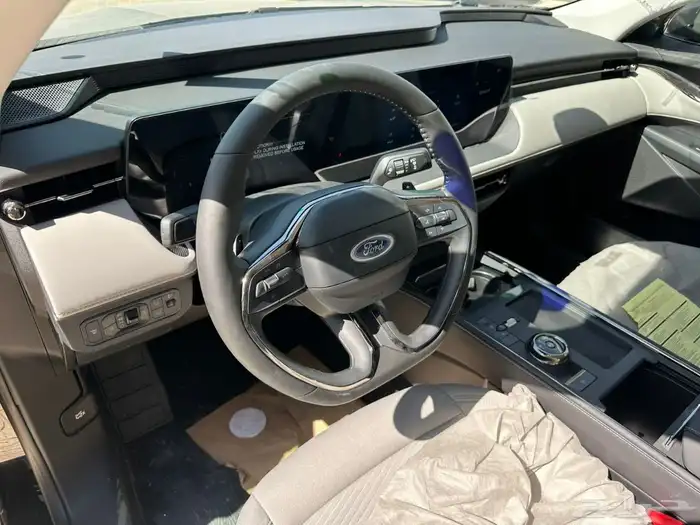 فورد تورس امبيانتي موديل 2026 6