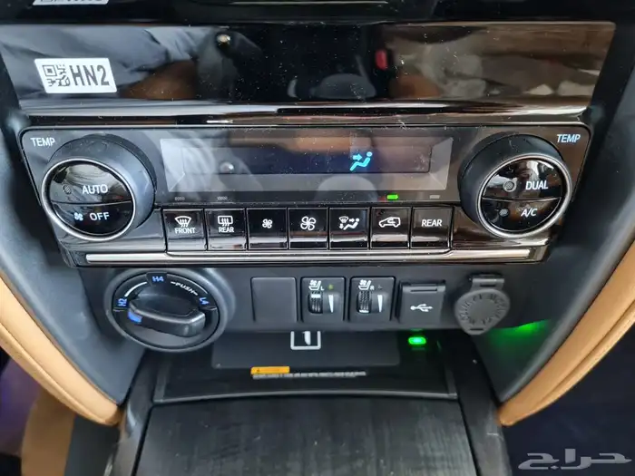 تويوتا فورشنر الفئه VX3 فل كامل بنزين 6 سلندر الموديل 2025 10