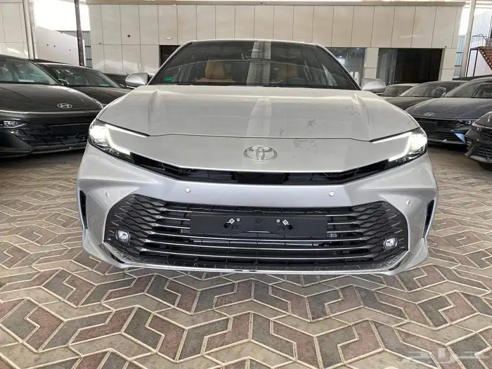 تويوتا كامري جراندي موديل 2025 الساير سعر تنافسي 9