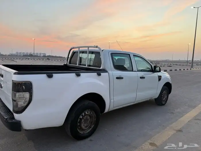 فورد رينجر 8