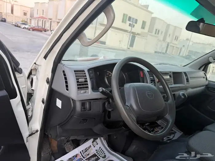 تويوتا هاي اس 17