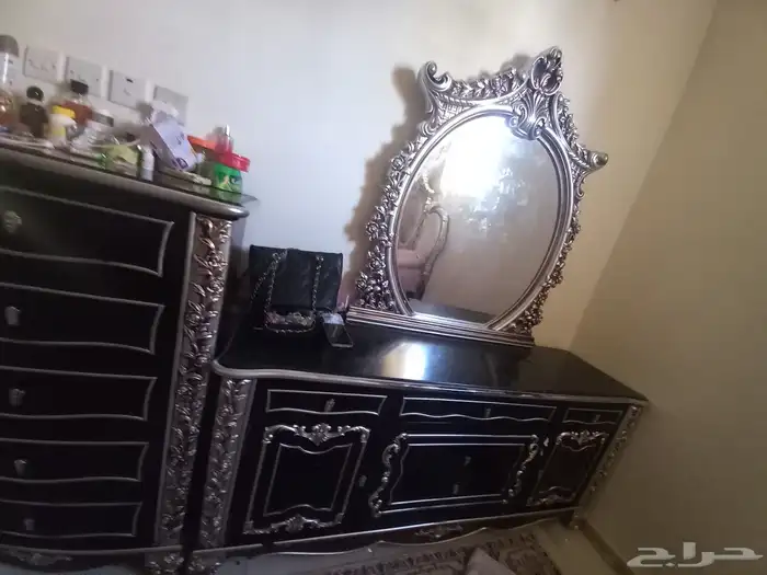 غرفة نوم متينة 0