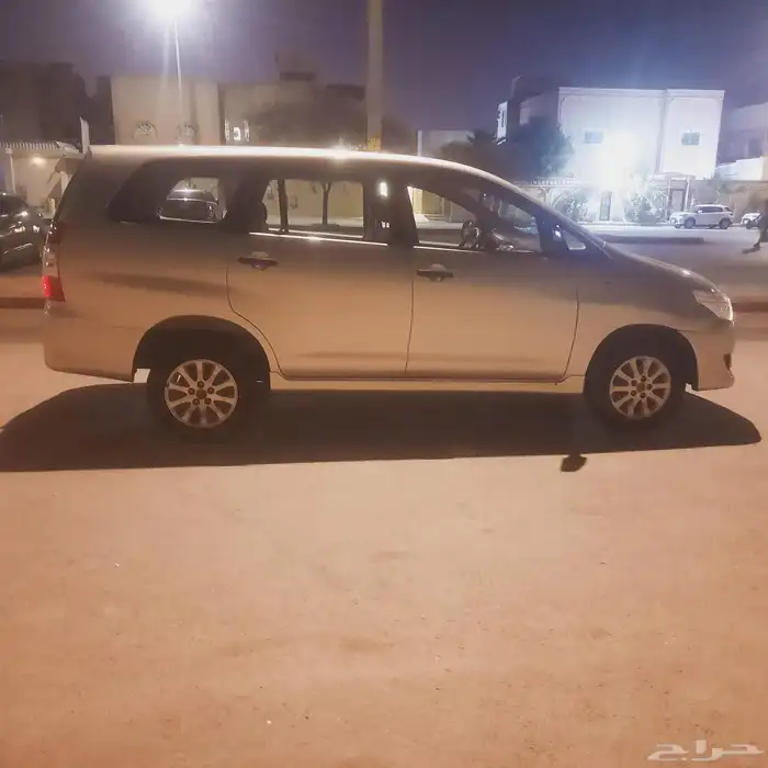 تويوتا انوفا 8