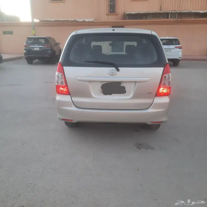 تويوتا انوفا 1