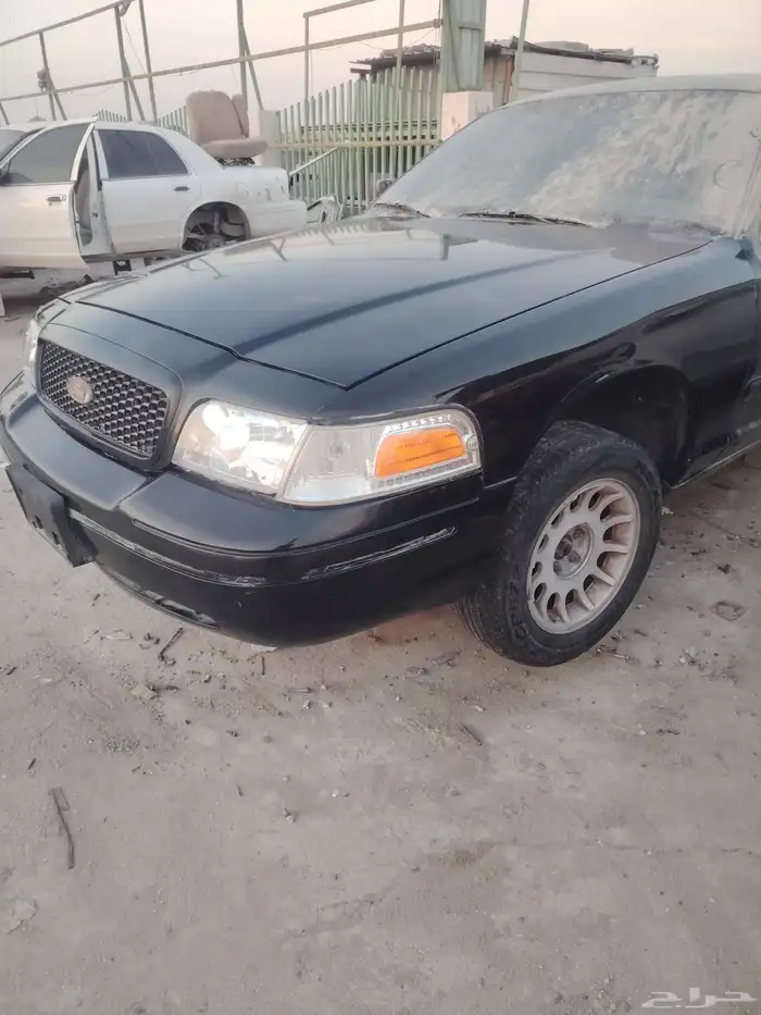 فورد فكتوريا 2002 تشليح قطع غيار فقط 1