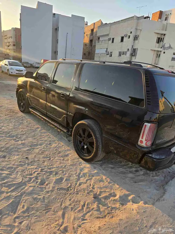 للبيع G M C دينالي الموديل 2006 4