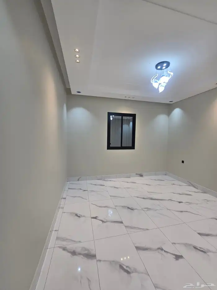 للبيع ارواف ارضيه وعلوبه بحوش ومدخل سياره شغل شخصى 44